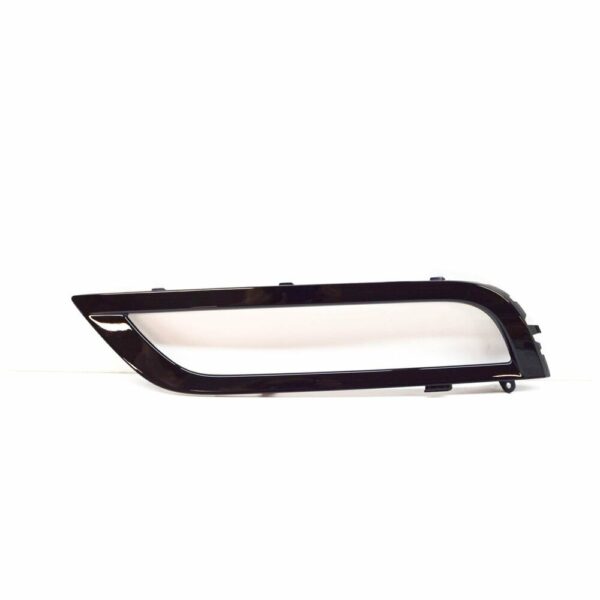 3AA853211B041 - NEW VOLKSWAGEN PASSAT B7 R-LINE FRONT BUMPER LEFT TRIM 3AA853211B041