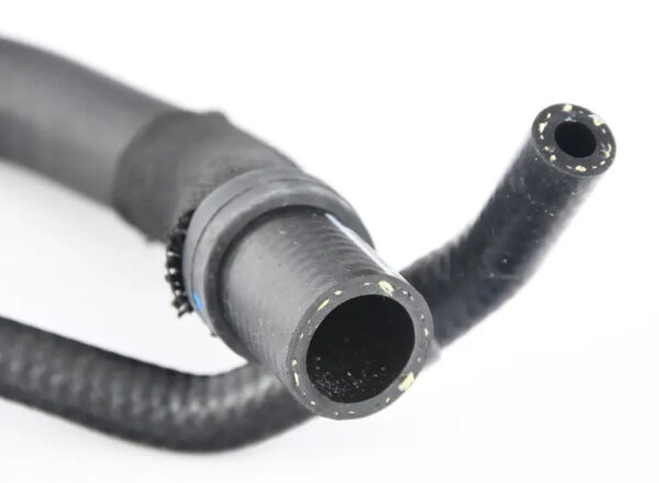 3C0121157CE - NEW VW SKODA CC MAGOTAN PASSAT 4MOTION VARIANT COOLANT HOSE 3C0121157CE ORIGINAL