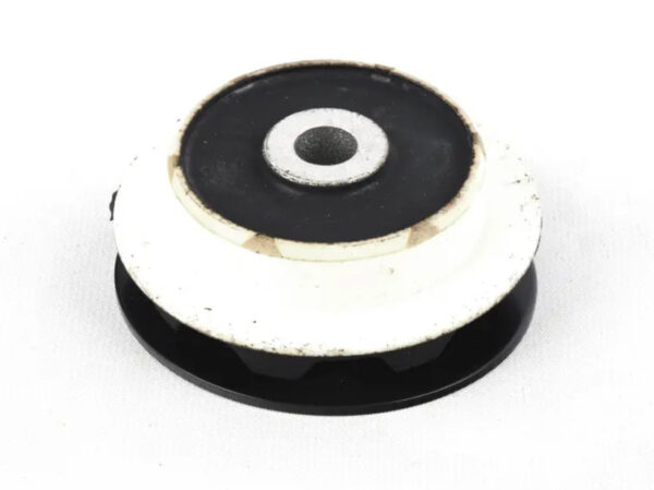 3C0599437D - Audi Q3 Q3 Quattro 8u Rear Top Differential Rubber Jacks 3c0599437d
