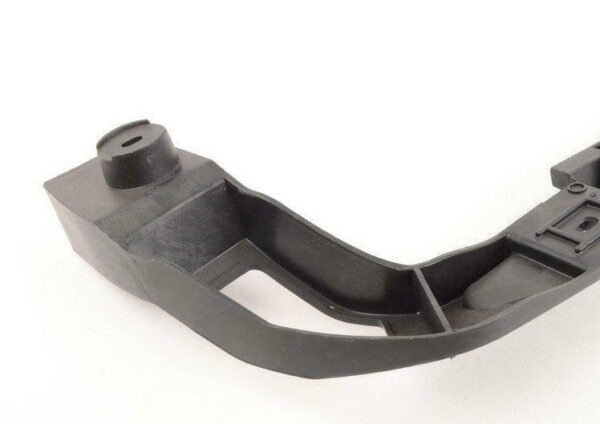 3C5807861 - NEW VOLKSWAGEN PASSAT B6 REAR BUMPER SECURING STRIP 3C5807861 ORIGINAL