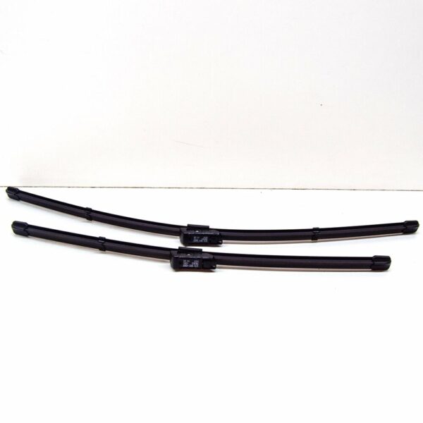 3C8998002 - NEW VOLKSWAGEN CC FRONT WINDSHIELD WIPER BLADES SET LHD AERO 3C8998002