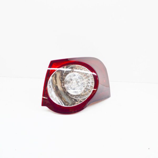 3C9945096Q - NEW VOLKSWAGEN PASSAT 3C B6 REAR RIGHT OUTER TAIL LIGHT 3C9945096Q ORIGINAL
