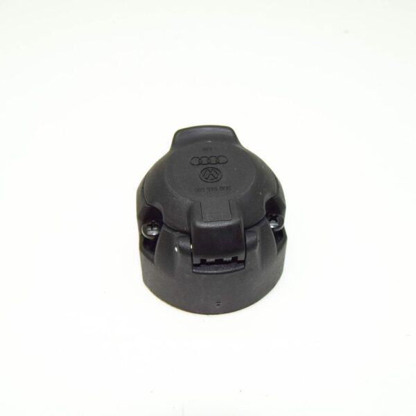 3D0945505 - NEW AUDI A4 B8 TRAILER TOWING SOCKET HOUSING 13 PIN 3D0945505 ORIGINAL