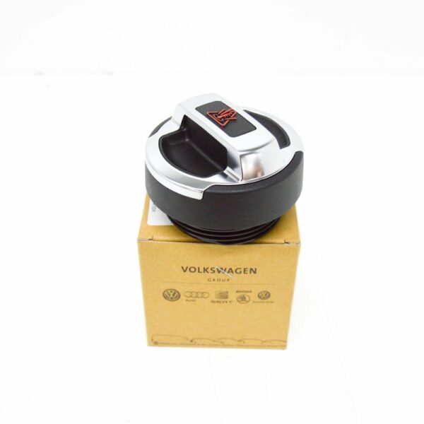 420121321 - NEW AUDI R8 COOLANT TANK CAP 420121321