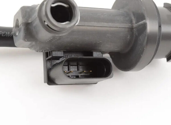 420721388 - NEW AUDI R8 42 CLUTCH MASTER CYLINDER 420721388 ORIGINAL