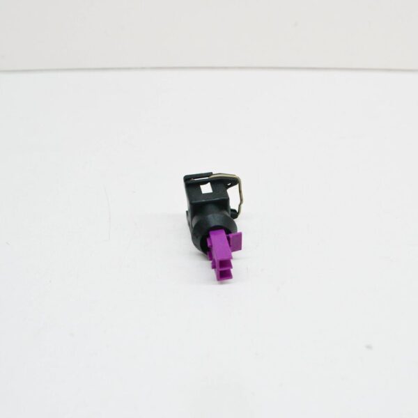 443906232 - NEW AUDI A4 B7 2 PIN FLAT CONTACT HOUSING WITH GASKET 443906232 ORIGINAL