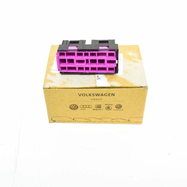 4A0937529 - NEW AUDI A4 B5 DOUBLE RELAY CARRIER 4A0937529 ORIGINAL