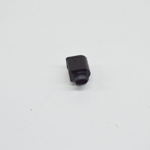 4D0971992B - NEW AUDI A1 MK1 ALTERNATOR FLAT CONNECTOR HOUSING 2 PIN 4D0971992B ORIGINAL