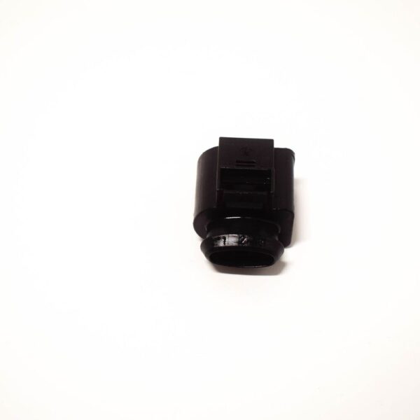 4D0971993 - NEW AUDI AX 8X FLAT CONNECTOR HOUSING WITH CONTACT LOCKING 4D0971993 ORIGINAL