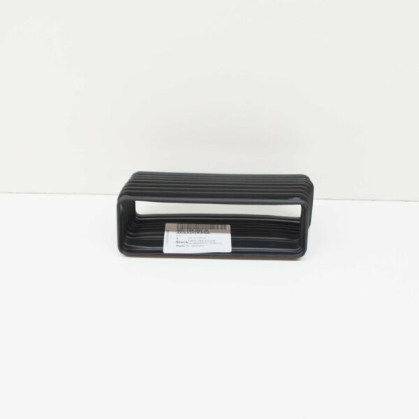 4E0129627M - NEW AUDI A8 4E AIR INTAKE DUCT 4E0129627M GENUINE