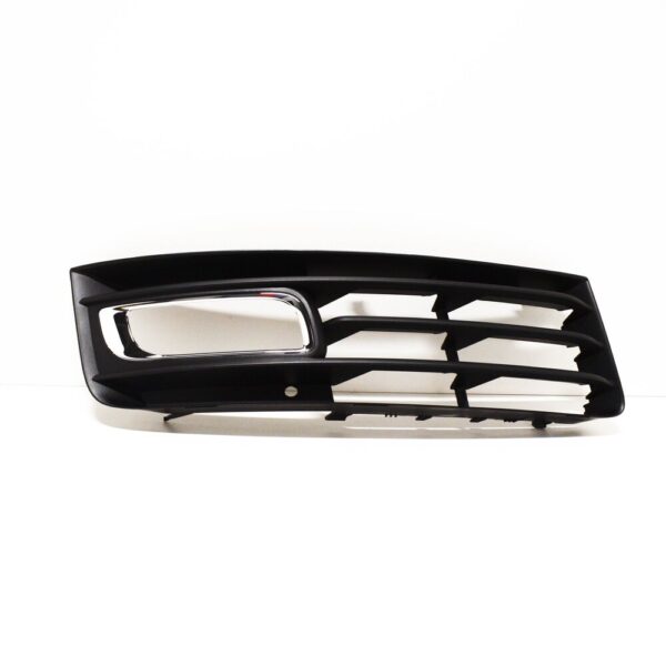4E0807680K - NEW AUDI A8 4E FRONT BUMPER RIGHT FOG LIGHT GRILL 4E0807680K ORIGINAL