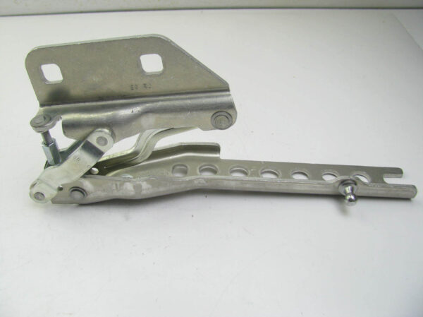 4E0823301G - NEW AUDI A8 D3 4E FRONT LEFT BONNET HINGE 4E0823301G ORIGINAL