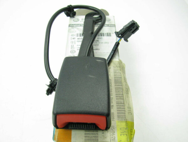 4E085775501C - NEW AUDI A8 D3 4E FRONT LEFT SEAT BELT BUCKLE 4E085775501C ORIGINAL