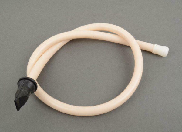 4E0877203 - NEW AUDI A8 D3 REAR WATER DRAINAGE HOSE 4E0877203 ORIGINAL