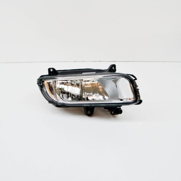4E0941700B - NEW AUDI A8 D3 FRONT RIGHT HALOGEN FOG LIGHT 4E0941700B ORIGINAL