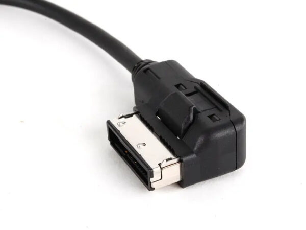 4F0051510M - NEW AUDI A4 AVANT B8 MICRO USB ADAPTER CABLE 4F0051510M ORIGINAL