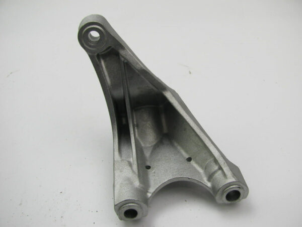 4F0199307AE - NEW AUDI A6 AVANT C6 LEFT SIDE ENGINE SUPPORT BRACKET 4F0199307AE ORIGINAL