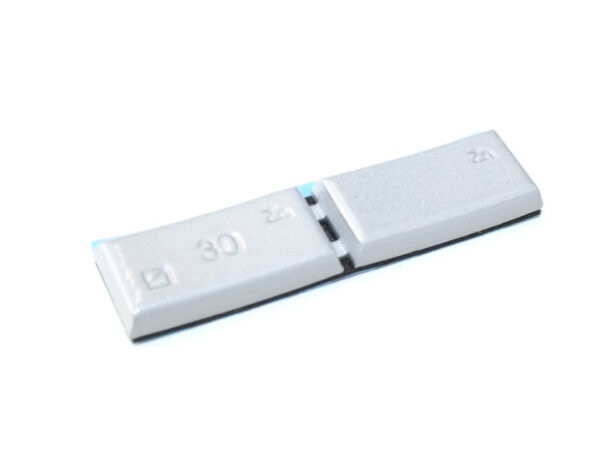 4F0601185 - NEW AUDI A1 8X BALANCING MACHINE WEIGHT SELF ADHESIVE 4F0601185 ORIGINAL