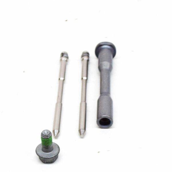 4F0698269B - NEW AUDI RS7 SPORTBACK 4G8 FRONT BRAKE CALIPER FITTING SET 4F0698269B