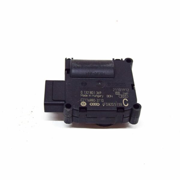 4F0820511B - NEW AUDI A6 4F C6 CENTRE RIGHT HEATER CONTROL SERVOMOTOR 4F0820511B ORIGINAL
