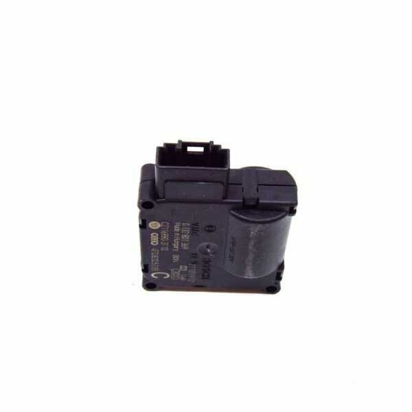 4F0820511B - NEW AUDI A6 4F C6 CENTRE RIGHT HEATER CONTROL SERVOMOTOR 4F0820511B ORIGINAL