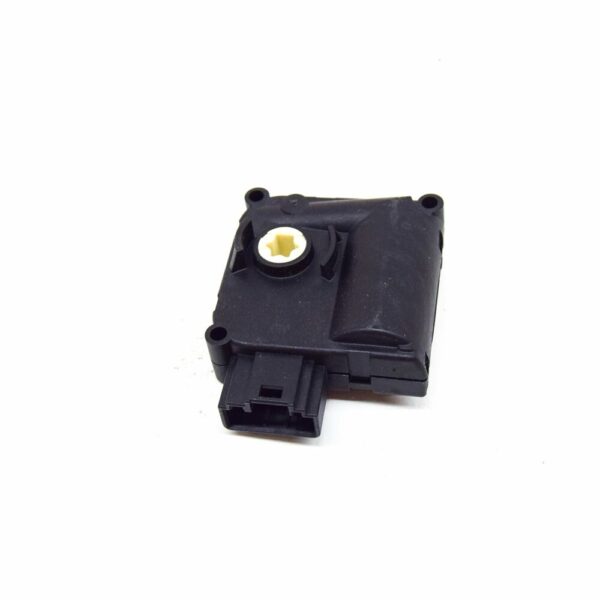 4F0820511B - NEW AUDI A6 4F C6 CENTRE RIGHT HEATER CONTROL SERVOMOTOR 4F0820511B ORIGINAL