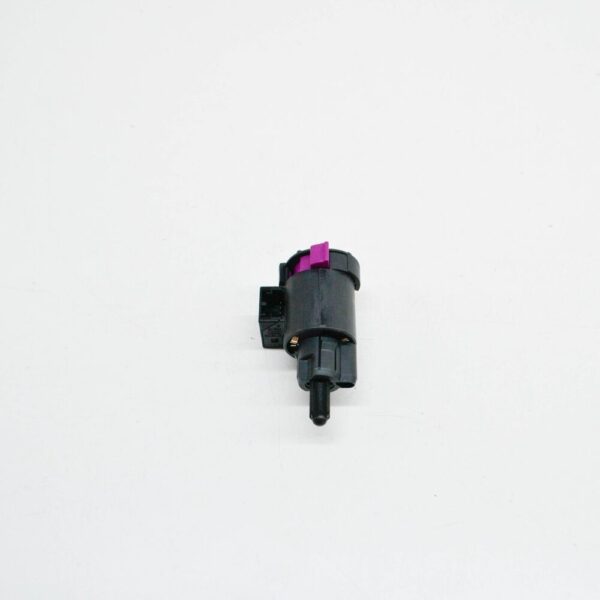 4F0945459B - NEW AUDI A6 C6 BRAKE LIGHT SENSOR 4 PIN 4F0945459B