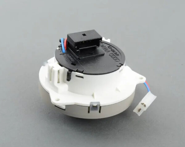 4F095961313U - NEW AUDI Q7 4L SUNROOF SWITCH 4F095961313U ORIGINAL