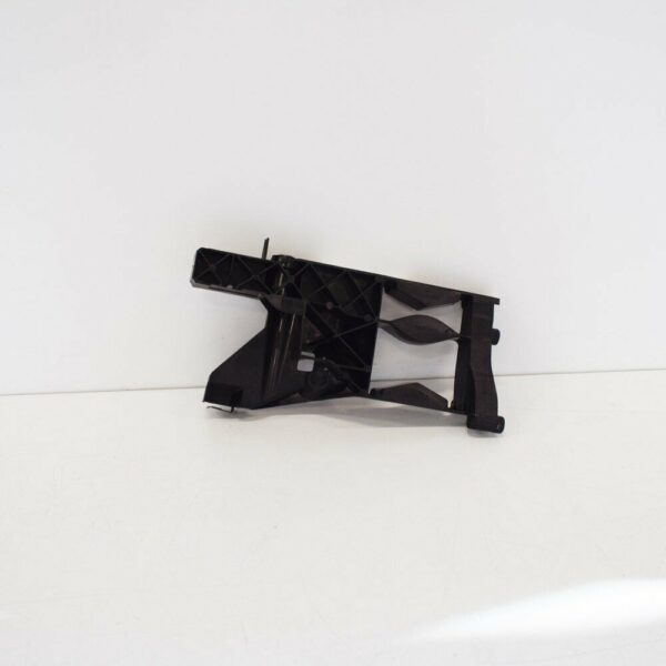4G0805608A - NEW AUDI A6 C7 RIGHT HEADLIGHT BRACKET 4G0805608A ORIGINAL