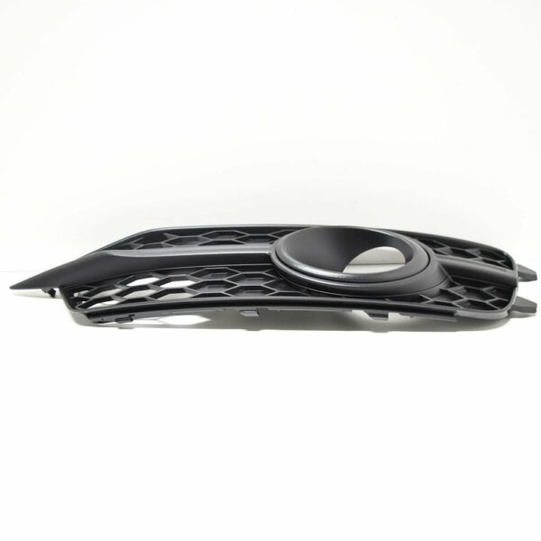 4G0807682E9B9 - NEW AUDI A6 C7 RIGHT FOG LIGHT GRILLE S LINE 4G0807682E9B9 2011 GENUINE