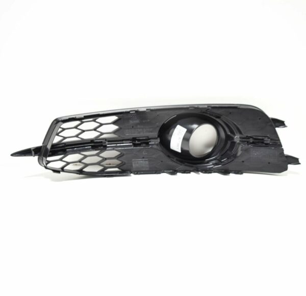 4G0807682E9B9 - NEW AUDI A6 C7 RIGHT FOG LIGHT GRILLE S LINE 4G0807682E9B9 2011 GENUINE