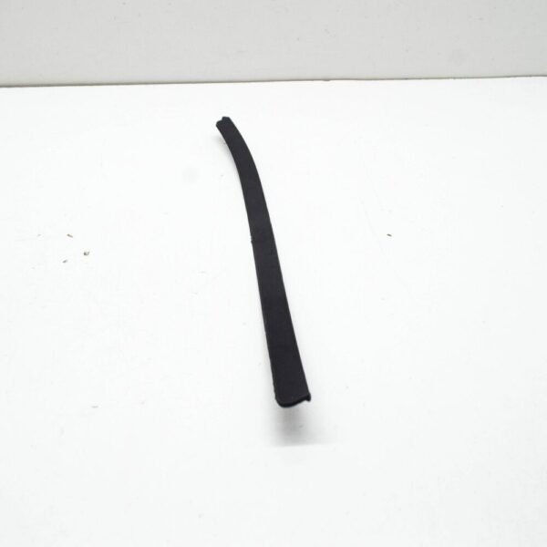 4G0853932A - NEW AUDI A6 AVANT C7 FRONT RIGHT STONE CHIP GUARD 4G0853932A ORIGINAL