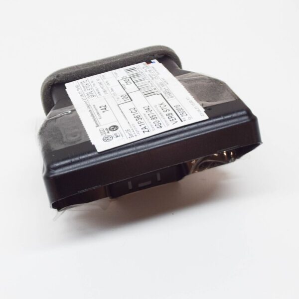 4G0857042 - Audi A6 C7 Air Channel Center Connector 4G0857042 New