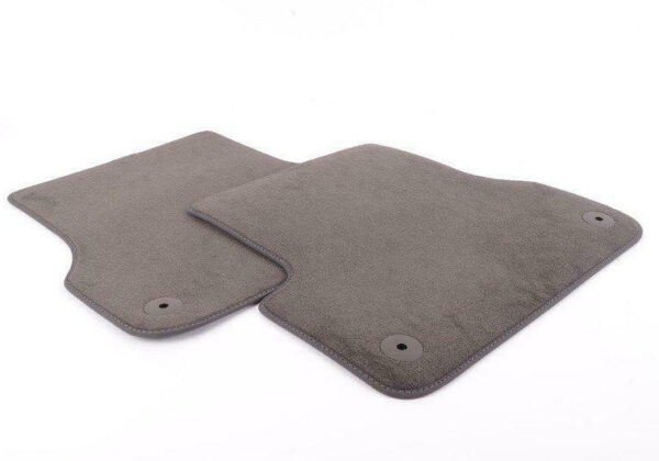 4G0864450B - NEW AUDI A7 SPORTBACK 4G8 REAR FLOOR MAT SET 4G0864450BQC7