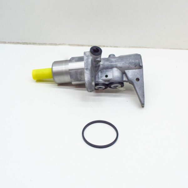 4G1611021C - NEW AUDI A7 SPORTBACK 4G BRAKE MASTER CYLINDER 4G1611021C ORIGINAL