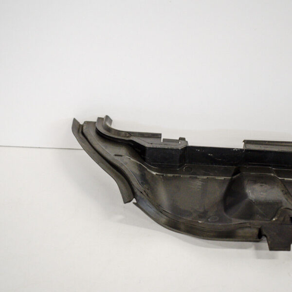 4G8121284AE - NEW AUDI A7 4G RADIATOR SUPPORT AIR DEFLECTOR RIGHT 4G8121284AE 2014