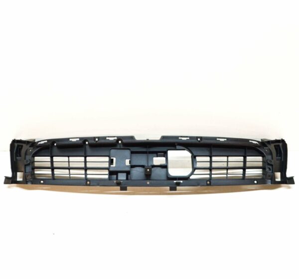 4G8807233C - NEW AUDI A7 SPORTBACK 4G8 FRONT BUMPER CENTER CLOSING ELEMENT 4G8807233C