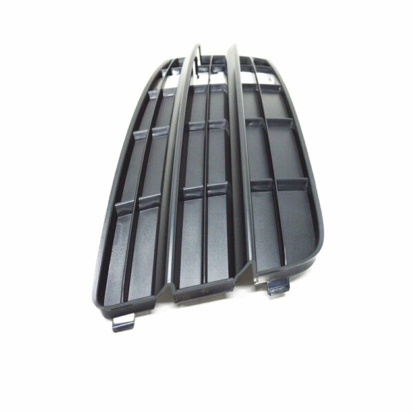 4G88076829B9 - NEW AUDI A7 4G FRONT BUMPER LOWER RIGHT GRILLE 4G88076829B9 2013