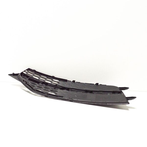 4G8807682B9B9 - AUDI A7 4G8 Sportback Fog Light Grill Right S-Line 4G8807682B9B9 NEW GENUINE