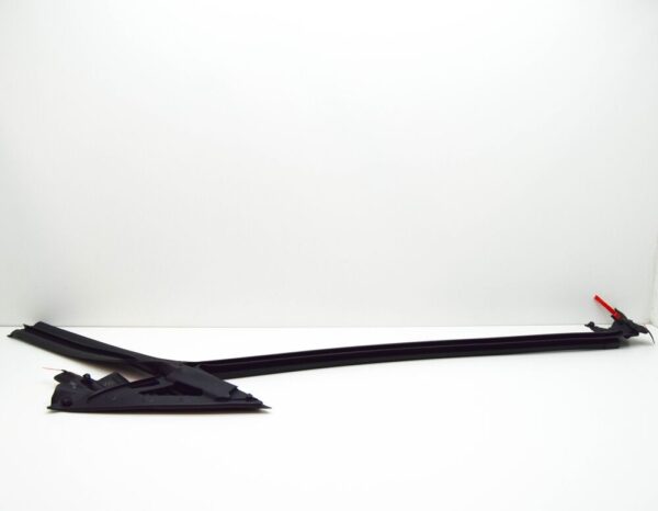 4G8837480K - NEW AUDI A7 SPORTBACK 4G FRONT RH INNER WINDOW APERTURE SEAL 4G8837480K ORIGINAL