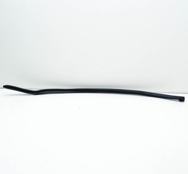 4G8839717 - NEW AUDI A7 SPORTBACK 4G FRONT LEFT OUTER DOOR SEAL 4G8839717