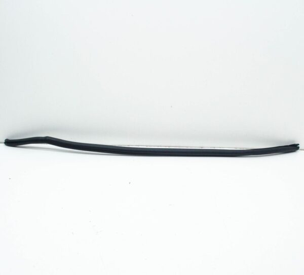 4G8839717 - NEW AUDI A7 SPORTBACK 4G FRONT LEFT OUTER DOOR SEAL 4G8839717