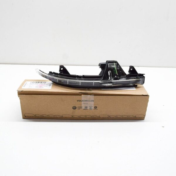 4G8949102A - NEW AUDI A7 4G RIGHT WING MIRROR TURN INDICATOR 4G8949102A ORIGINAL