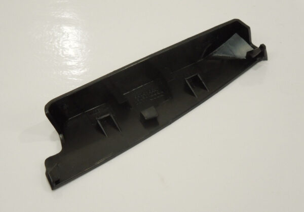 4G9945256 - NEW AUDI A6 C7 REAR LID RIGHT TAIL LIGHT TRIM 4G9945256 ORIGINAL