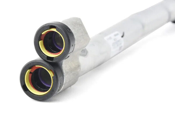 4H0260712H - NEW AUDI A8 4H A/C REFRIGERANT PIPE 4H0260712H ORIGINAL