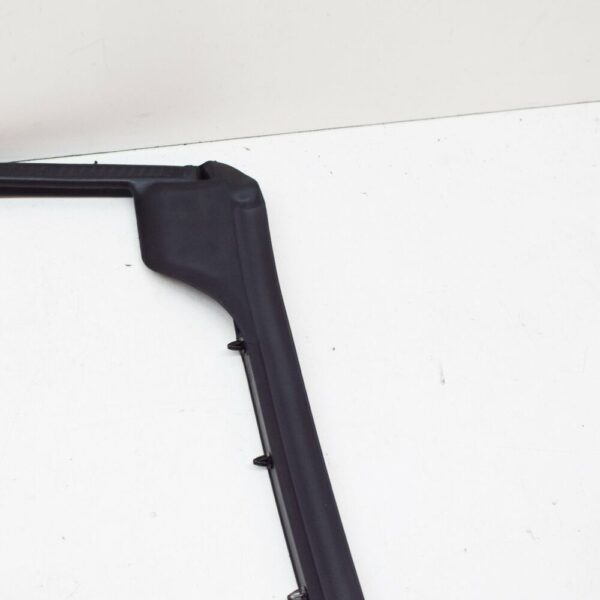 4H0839717C - NEW AUDI A8 D4 REAR LEFT DOOR OUTER SEAL 4H0839717C OEM