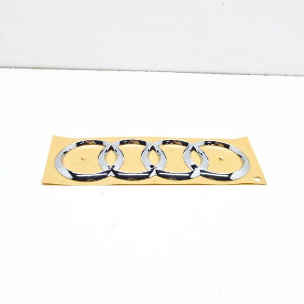 4H0853742B2ZZ - Audi A8 4H emblem badge rear rear trunk lid 4H0853742B2ZZ NEW