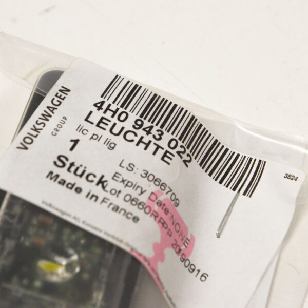4H0943022 - Audi A8 4H license plate right LED 4H0943022 new
