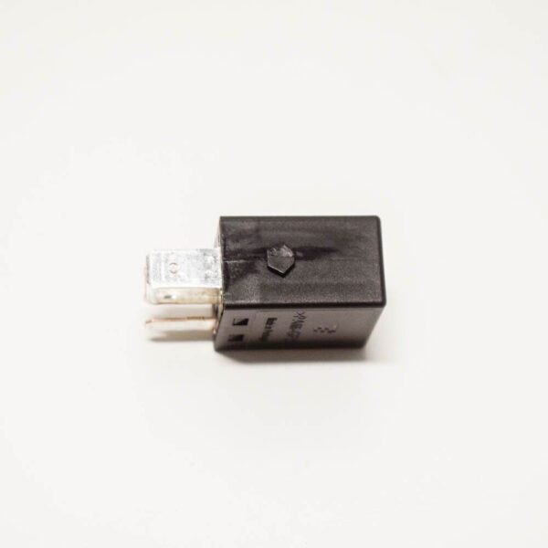 4H0951253C - NEW AUDI A1 MK1 FUEL PUMP RELAY UNIT 4H0951253C ORIGINAL