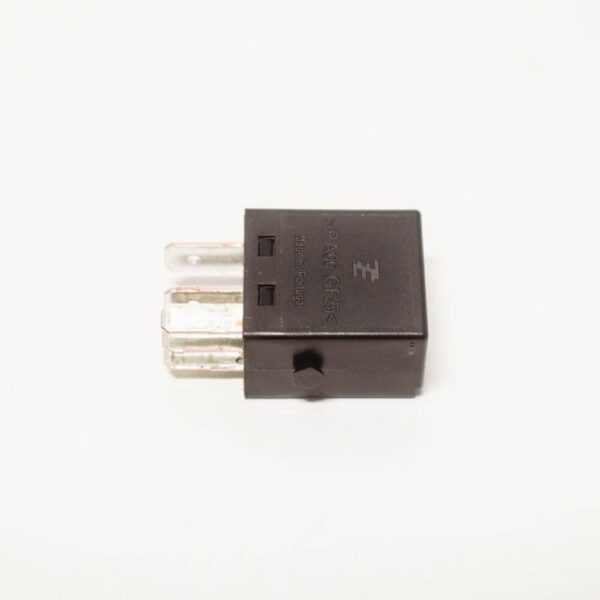 4H0951253C - NEW AUDI A1 MK1 FUEL PUMP RELAY UNIT 4H0951253C ORIGINAL